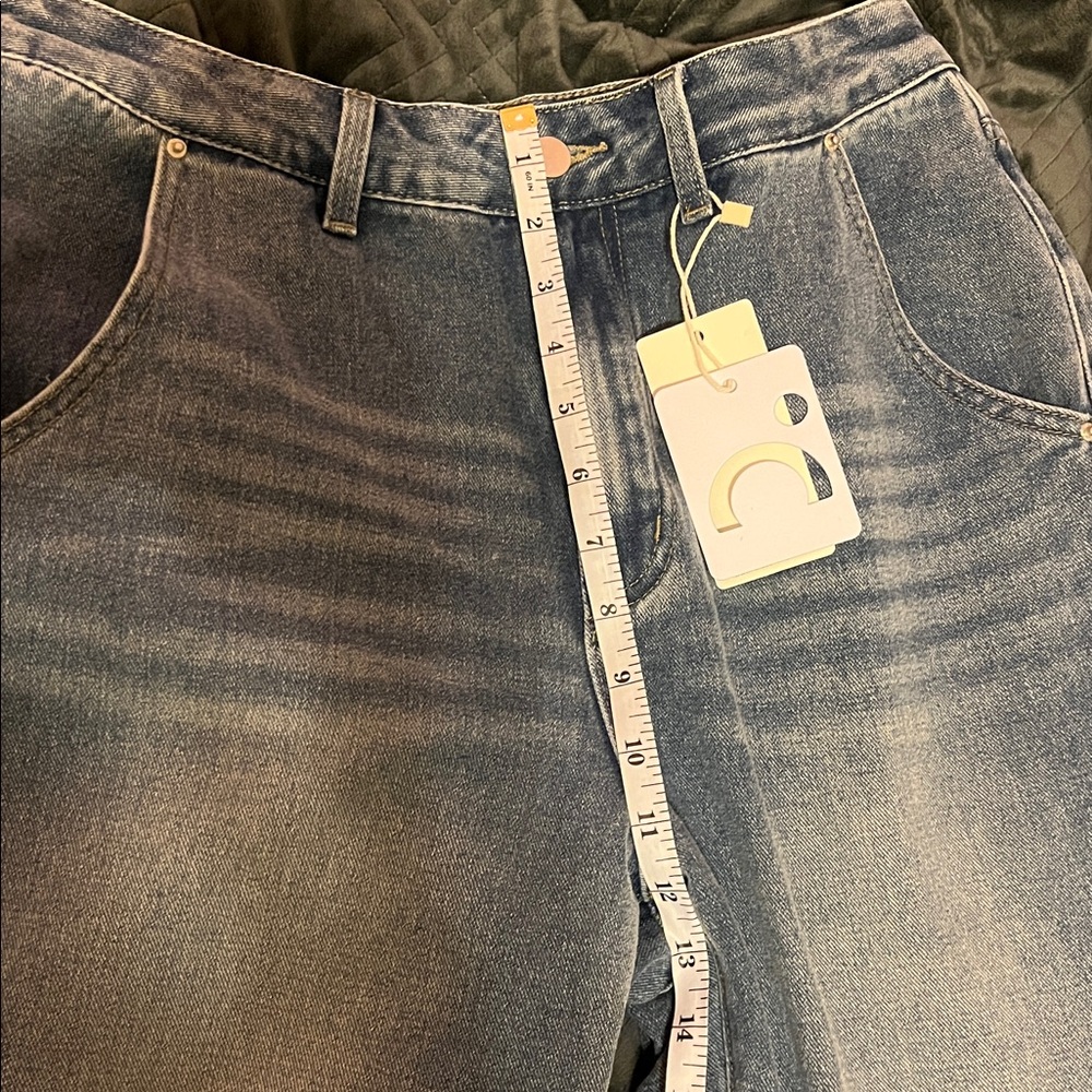 Commense Jeans with Split Hem - Picture 3 of 6
